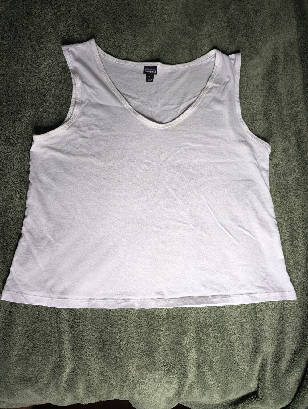 Patagonia White Scoop Neck Tank Top - Women's